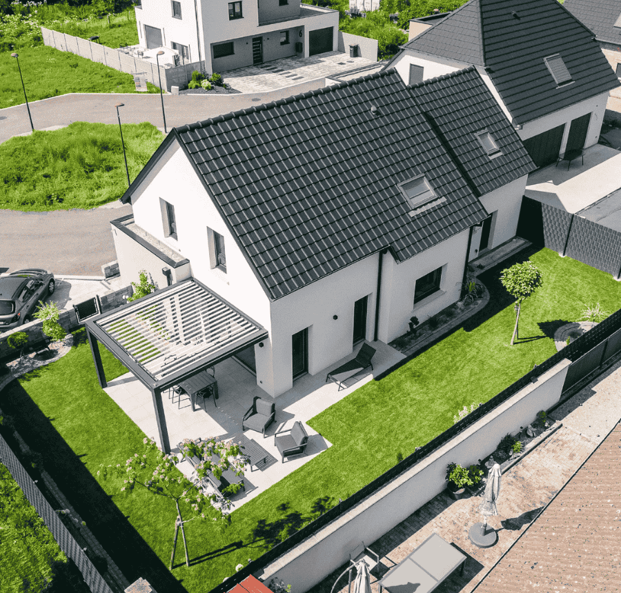 maison moderne avec pergola