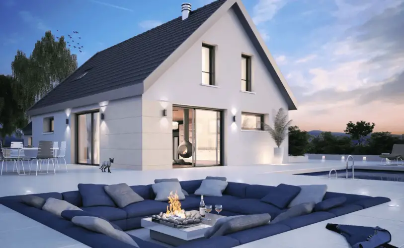 Maison moderne avec toit à deux pans, piscine et espace détente