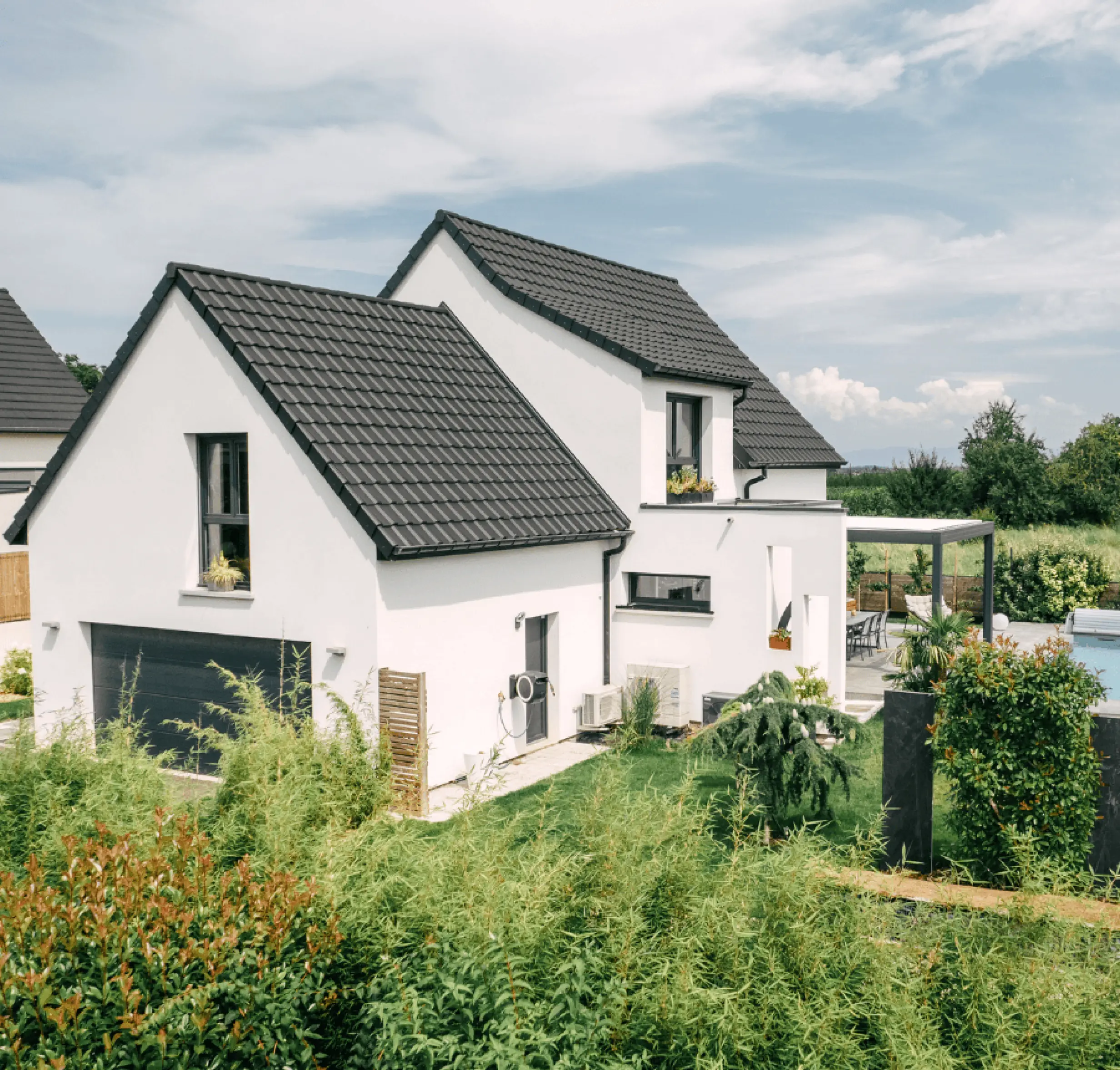maison contemporaine double toiture